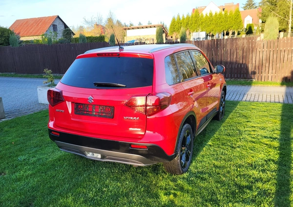 Suzuki Vitara cena 67500 przebieg: 93000, rok produkcji 2019 z Skawina małe 37